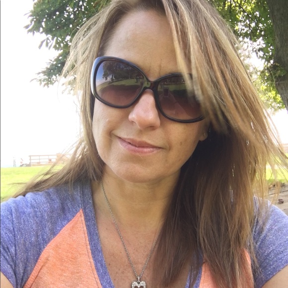 Meet your Posher, Wendu - Picture 1 of 1